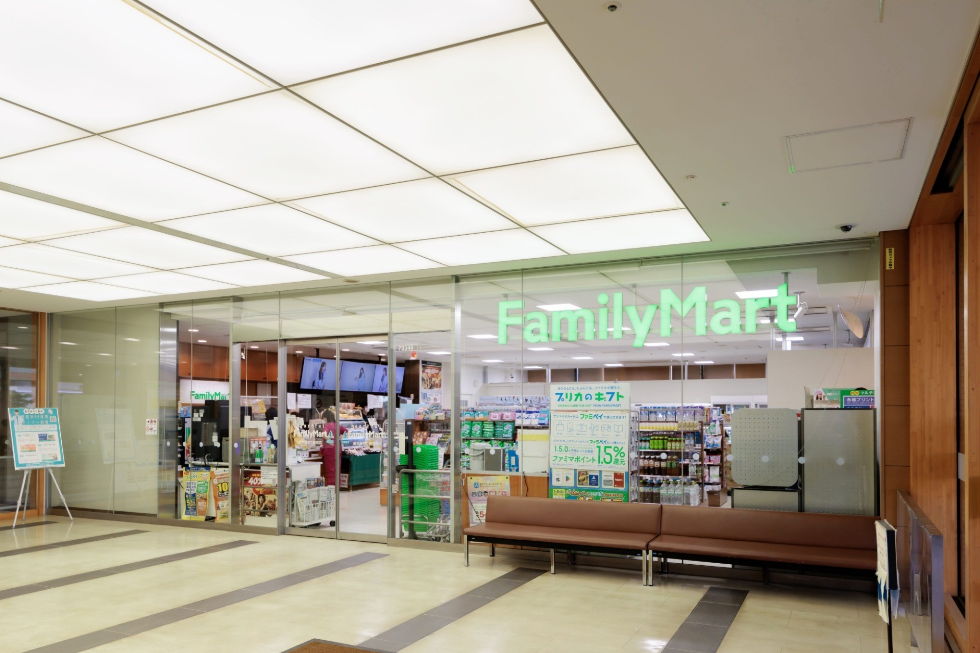 【みんなの推しファミマ】院内スタッフが選んだ本気のおすすめ商品まとめ